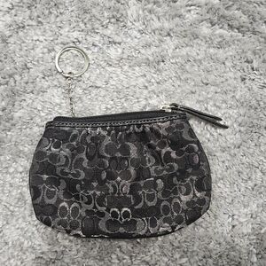 Coach Authentic Black And Silver Signature C Change Purse Keychaib